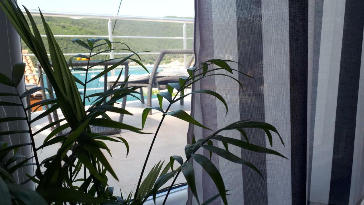 Apartment Mirella *